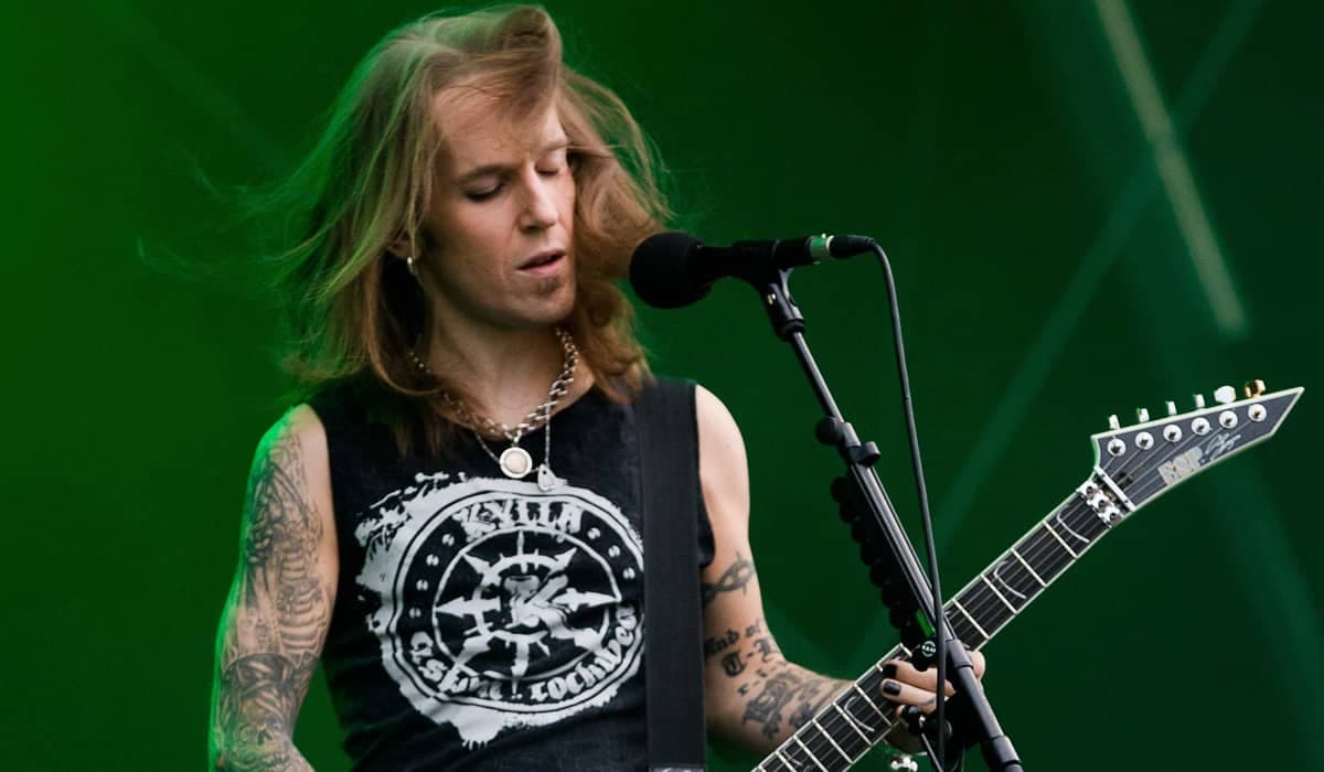 Morre Alexi Laiho, vocalista da Children of Bodom, aos 41 anos