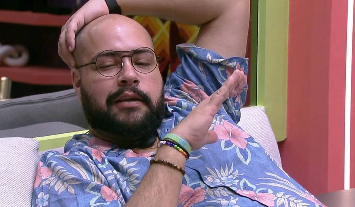 BBB 22: Tiago Abravanel expõe relação ruim com Silvio Santos
