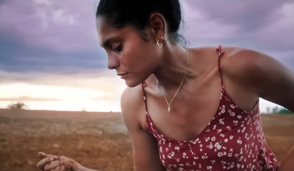 Terra e Paixão já começa com morte de Samuel, incêndio e fuga de Aline; Resumo da novela