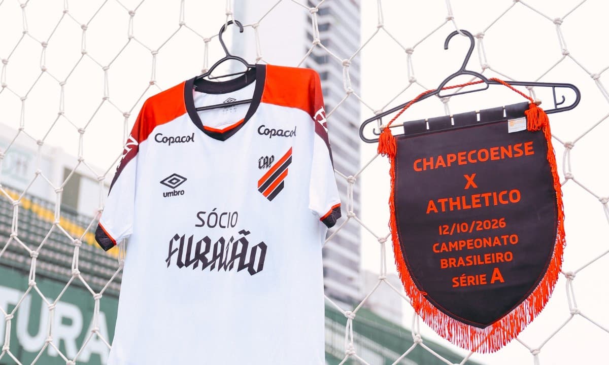 Athletico abre 3 a 0 sobre a Chapecoense no primeiro tempo e encaminha vitória na Arena Condá