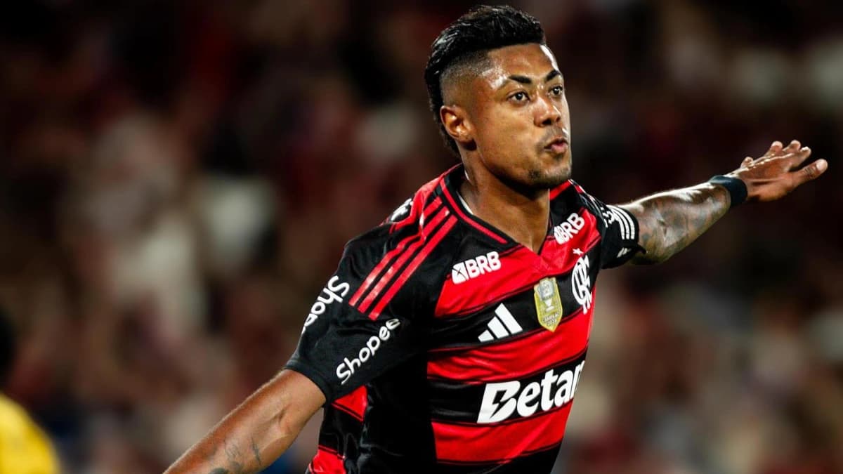 Escalação do Flamengo: Emerson Royal e Bruno Henrique entram, e Pedro fica no banco contra o Estudiantes