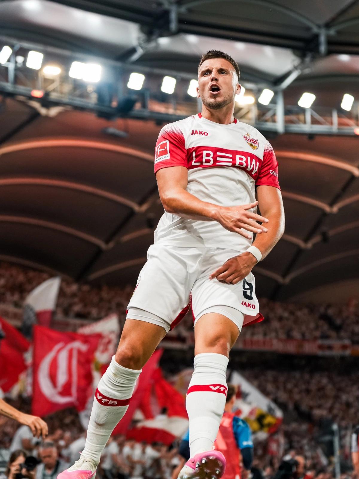 O atacante Ermedin Demirović promete clima quente no duelo. Foto: Reprodução/Instagram