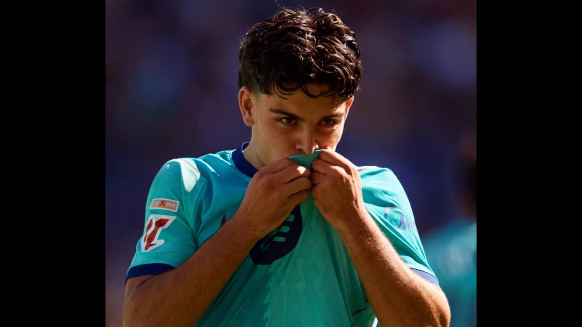PSG x Barcelona: Xavi Espart, de 19 anos, empata para o Barça em Paris