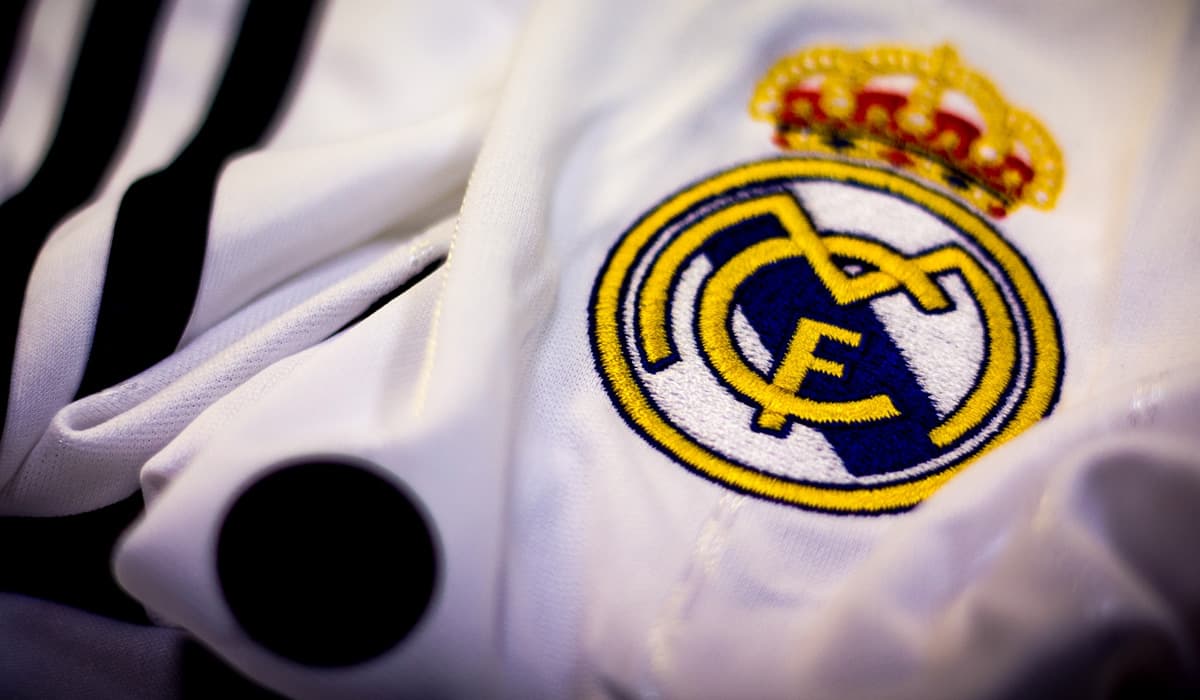 Champions League: Escalação de Benfica x Real Madrid, horário e a dúvida: Vini Jr. joga hoje?
