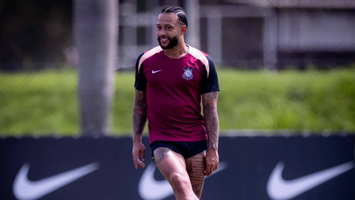 Portuguesa x Corinthians: Memphis Depay é confirmado como titular; Confira a escalação oficial
