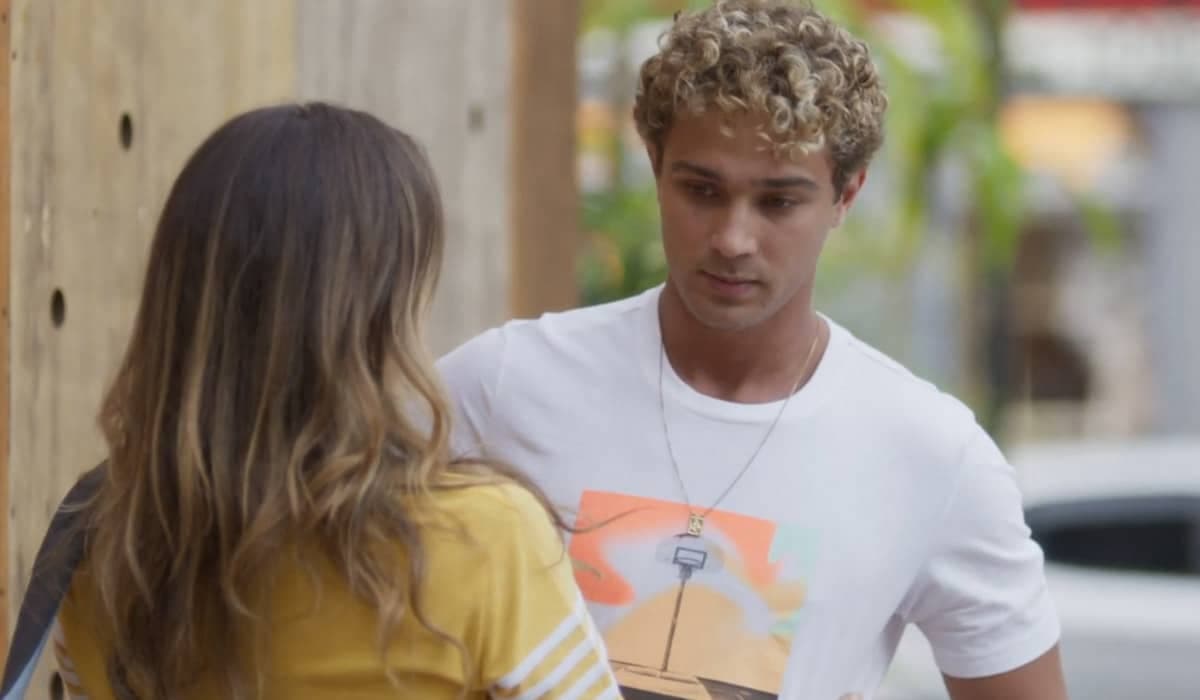 Rico questiona Lou sobre beijo em Renan nos próximos capítulos. Foto: Reprodução/Globo
