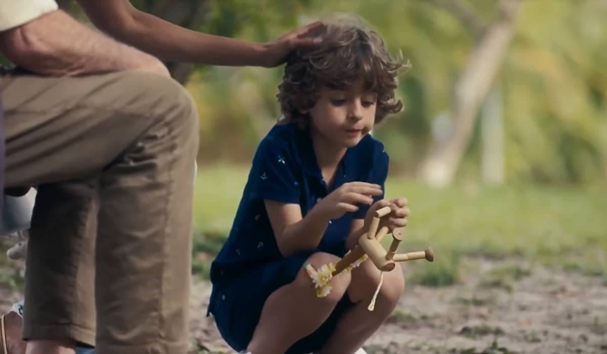 Talita ajuda Ari a conseguir a Guarda de Tonho. Fonte: Reprodução/Globo