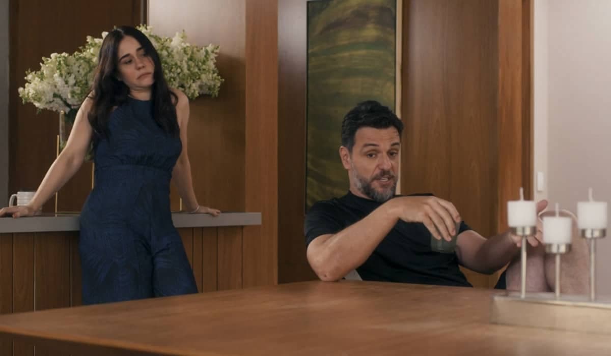 Guida se revolta contra Moretti em Travessia. Foto: Reprodução/Globo