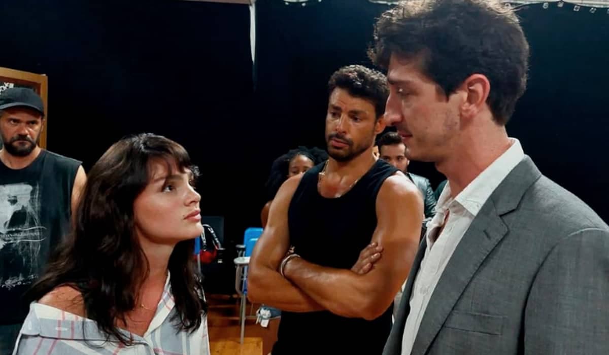 Daniel, Caio e Petra serão irmãos em Terra e Paixão. Fonte: Reprodução/Instagram