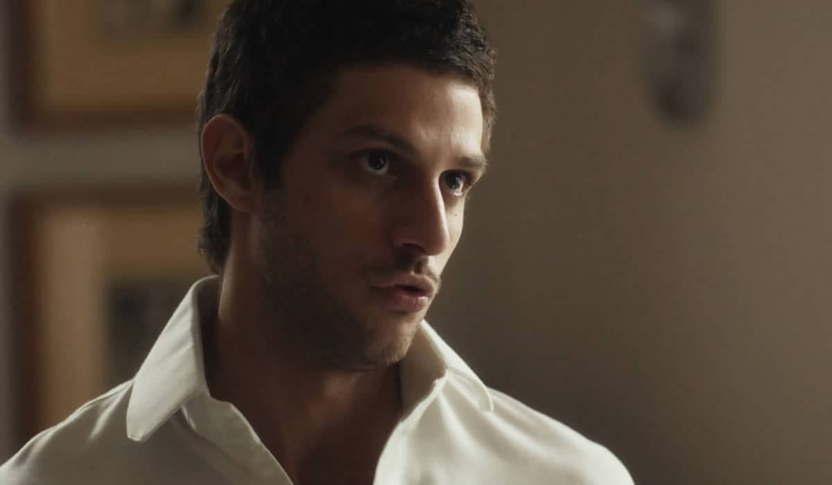 Ari perde completamente os aliados na novela das nove. Foto: Reprodução/Globo