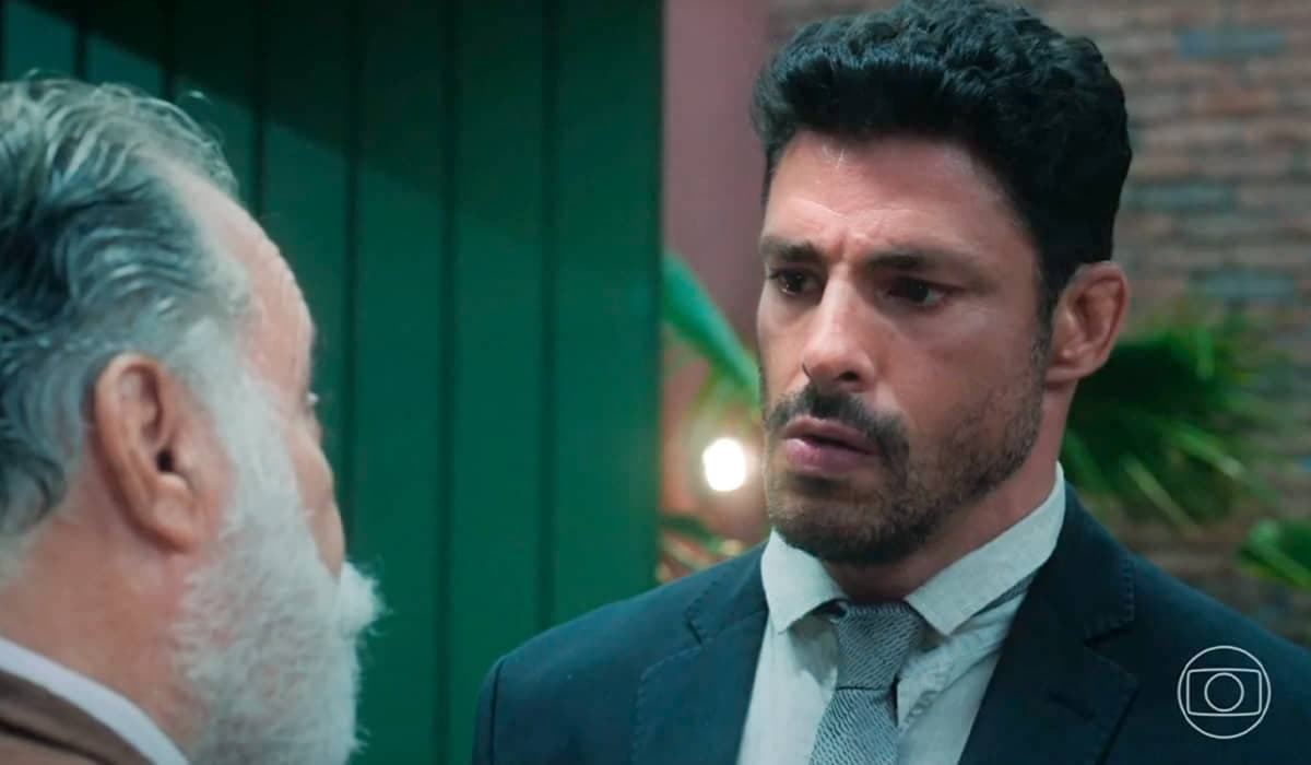 Caio fica furioso com decisão de Antônio. Fonte: Reprodução/Globo