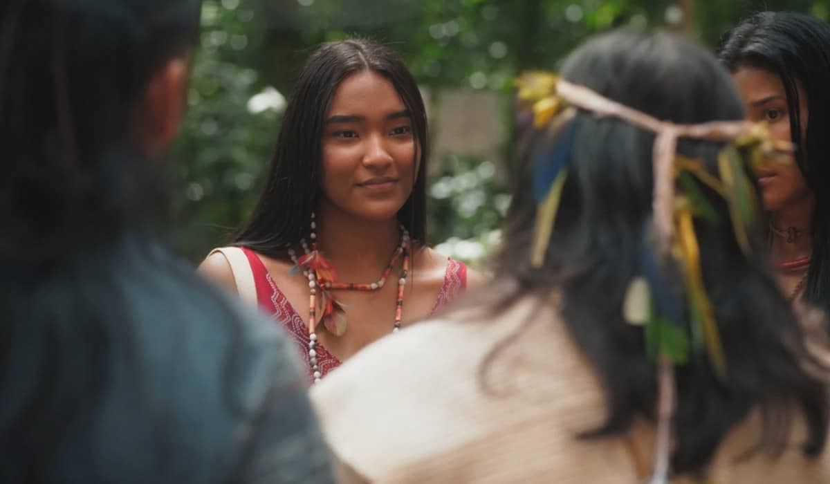 Yandara foi autorizada por Jurecê a deixar a tribo na novela Terra e Paixão. Foto: Reprodução/Globo