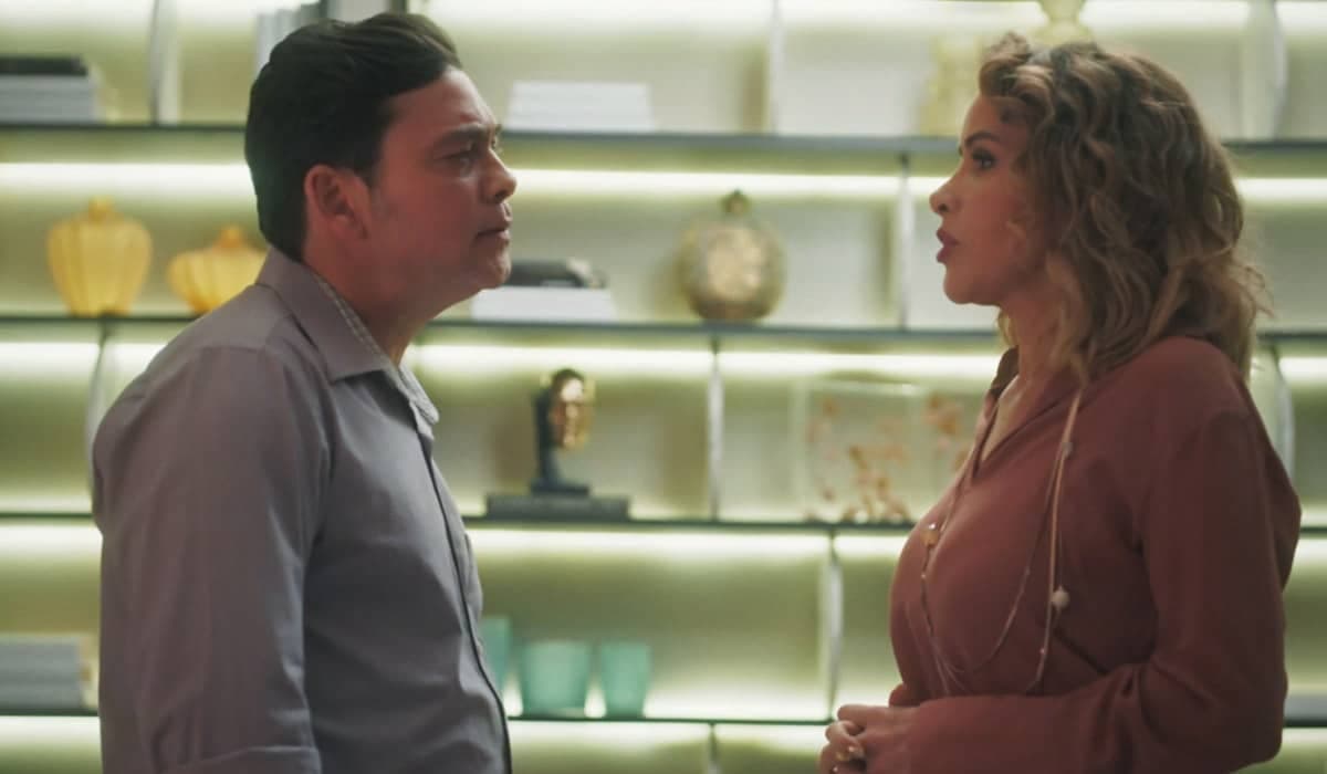 Tadeu questiona as reais intenções de Gladys em Terra e Paixão. Foto: Reprodução/Globo