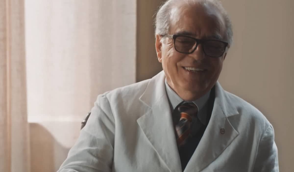 Ítalo fica eufórico com a conquista de Marê em Amor Perfeito. Foto: Reprodução/Globo