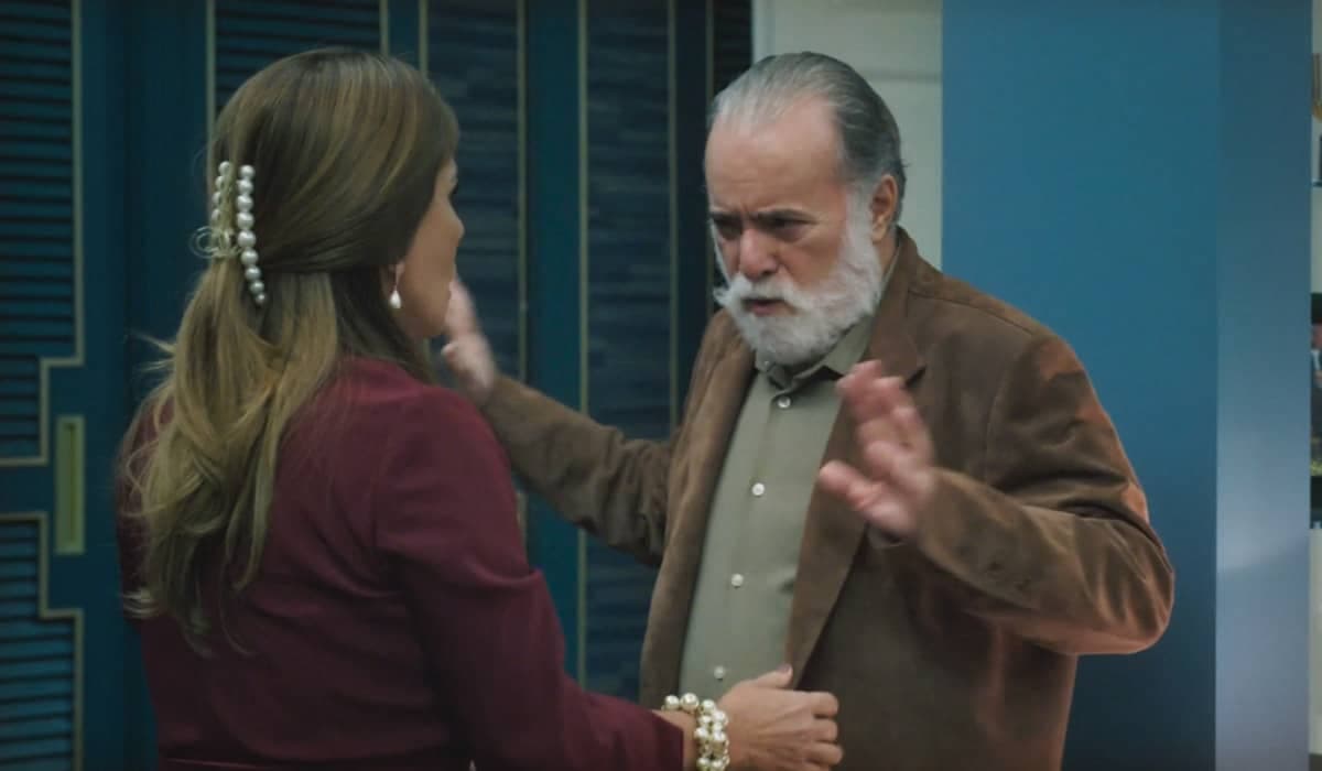 Antônio ameaça Irene em Terra e Paixão. Foto: Reprodução/Globo