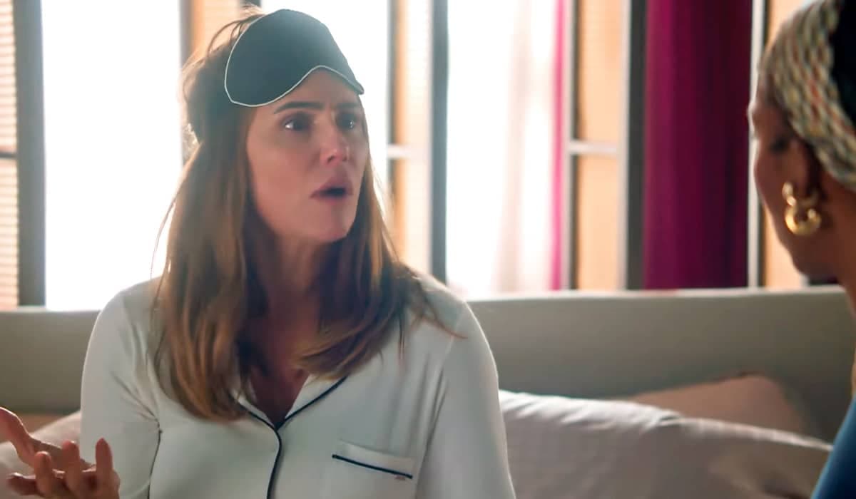 Lara desconfia da traição do marido. Fonte: Reprodução/Globo