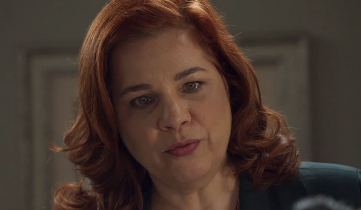 Helena nem sonha em descobrir sobre a gravidez de Ísis. Foto: Reprodução/Globo