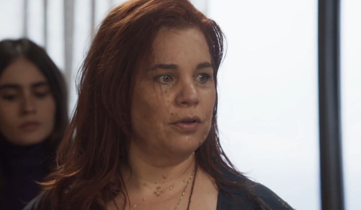 Helena continua obcecada pelo ex-marido. Foto: Reprodução/Globo