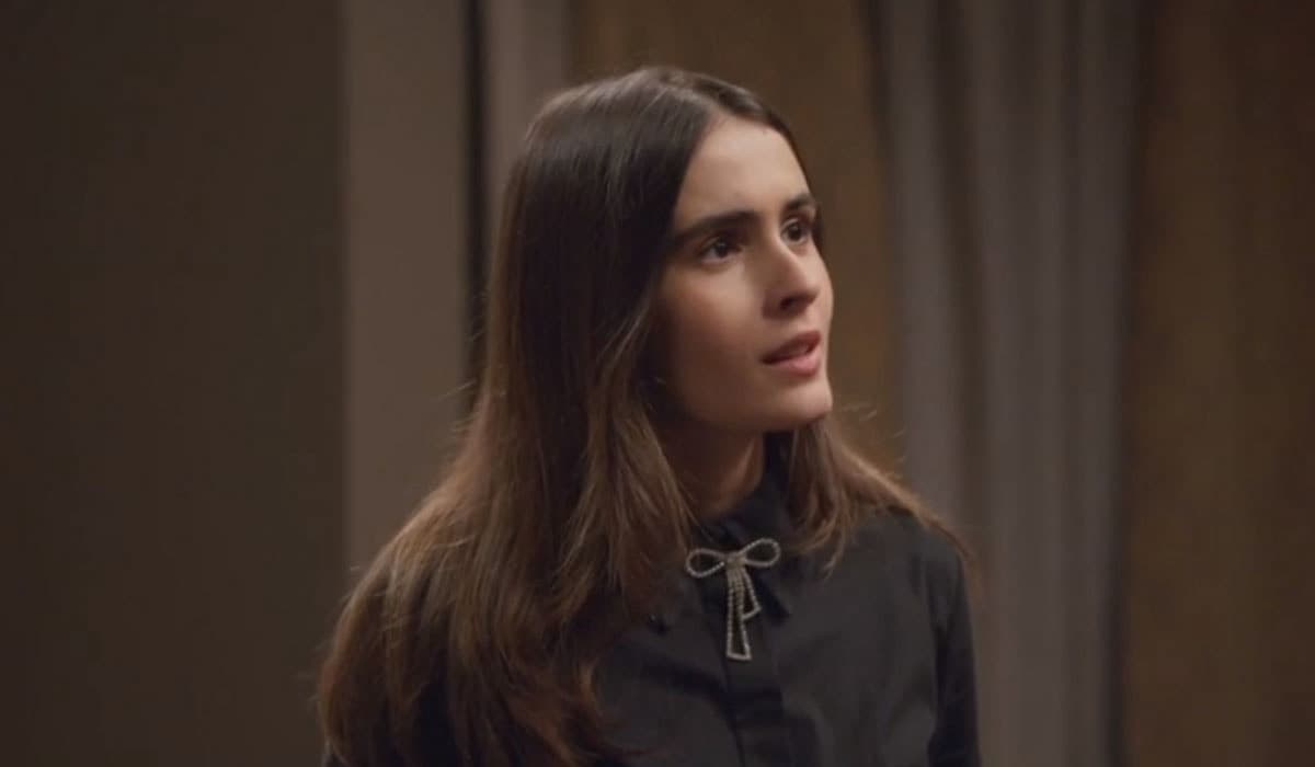 Cris fica surpresa com o questionamento de Marcos. Foto: Reprodução/Globo