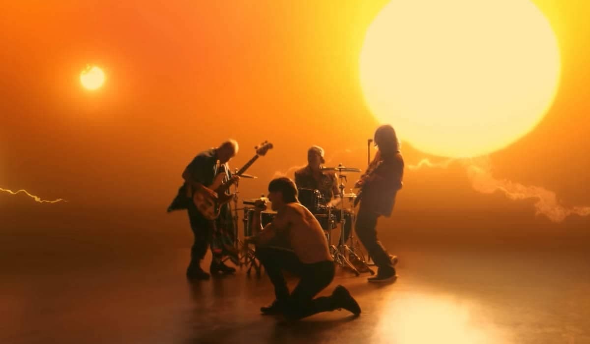 John Frusciante é destaque em Black Summer, nova música do RHCP
