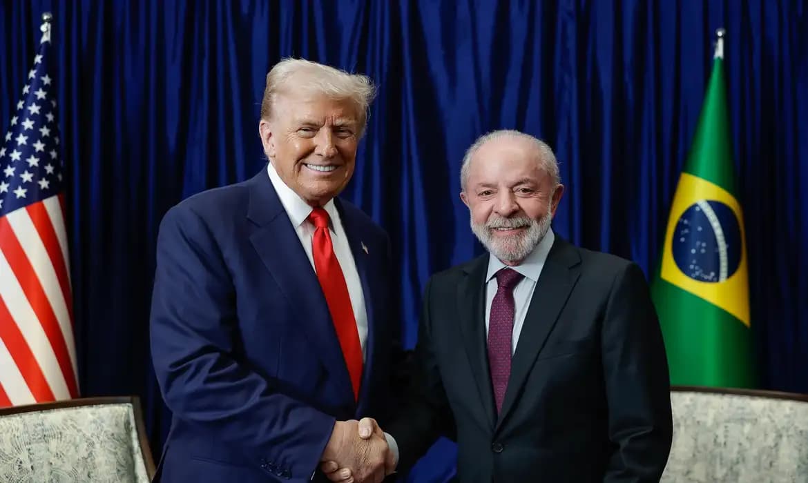 Lula e Trump se reúnem na Malásia e abrem diálogo sobre tarifas e democracia