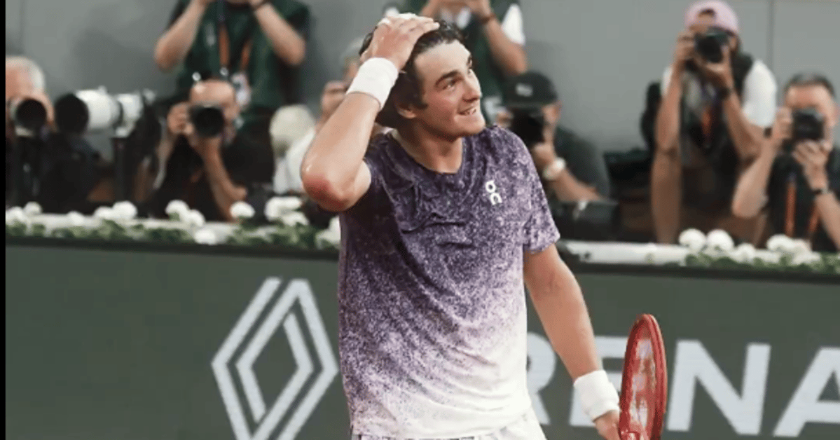 Histórico! João Fonseca derruba Djokovic de virada e avança às oitavas em Roland Garros