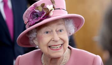 Aos 95 anos, a Rainha Elizabeth II passou a noite em um hospital para 'investigações preliminares'