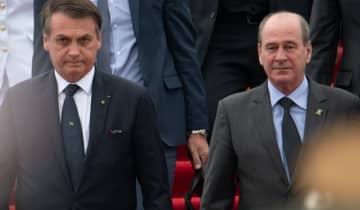 O general agradeceu o presidente Jair Bolsonaro pela confiança e afirma que deixa o cargo com sentimento de 'dever cumprido'