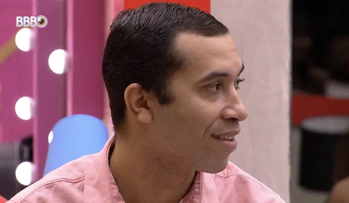 Além do resultado parcial da enquete, os internautas também mostram que Gilberto deverá escapar do Paredão contra Caio e Rodolffo