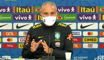 O técnico da seleção brasileira afirma que prefere focar nos próximos jogos das eliminatórias da Copa de 2022 antes de externar seu posicionamento sobre a Copa América