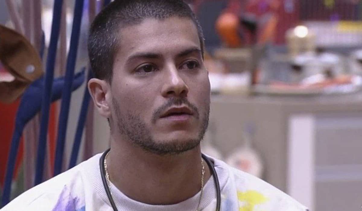 Arthur Aguiar Escapa Do Paredão Bbb 22 Com Folga Diz Enquete