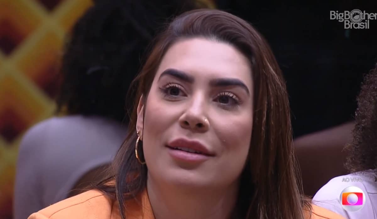 Naiara é criticada por pedir camarim exclusivo. Fonte: Reprodução/Globo