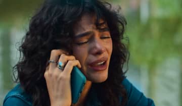 Bruna Marquezine estrela a série Maldivas, da Netflix. Foto: Reprodução/YouTube