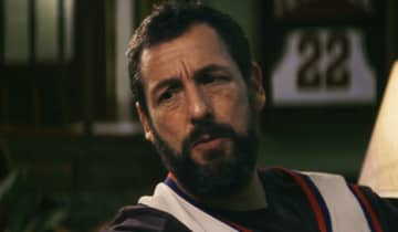 Adam Sandler interpreta um olheiro de basquete fracassado em Arremessando Alto. Foto: Reprodução/YouTube