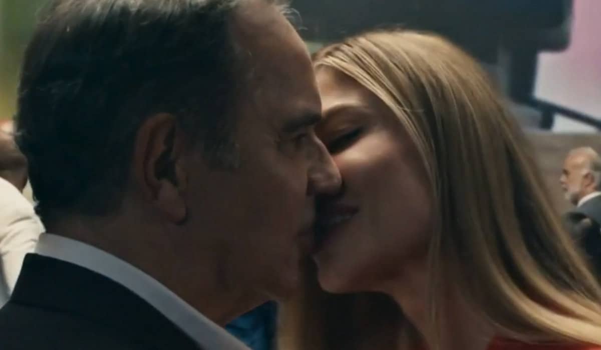 Guerra sofre com a morte de Débora no início da novela. Foto: Reprodução/Globo