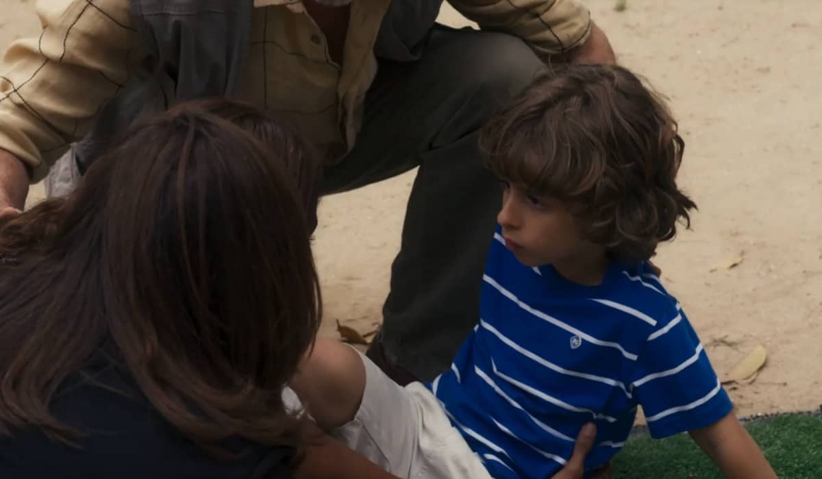 Tonho fica no meio de conflitos cada vez mais pesados em Travessia. Foto: Reprodução/Globo