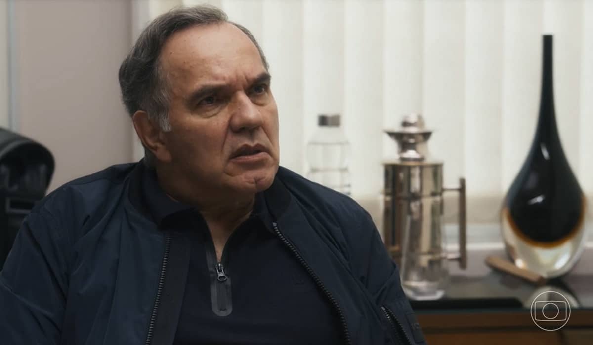 Guerra descobre sobre o passado de Ari. Fonte: Reprodução/Globo