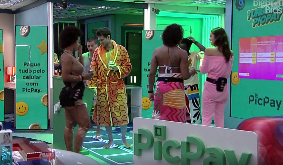 Lucas selecionou as atrações da festa do líder. Foto: Reprodução/Globoplay