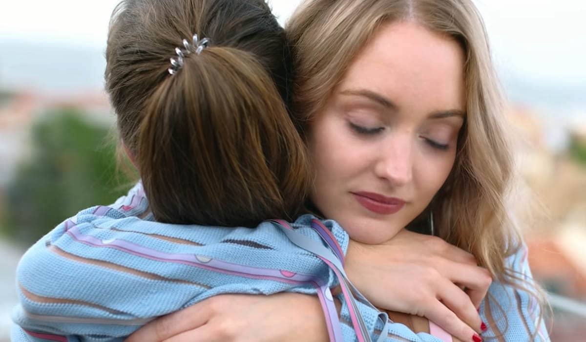 Kate é a melhor amiga de Beth no filme da Netflix