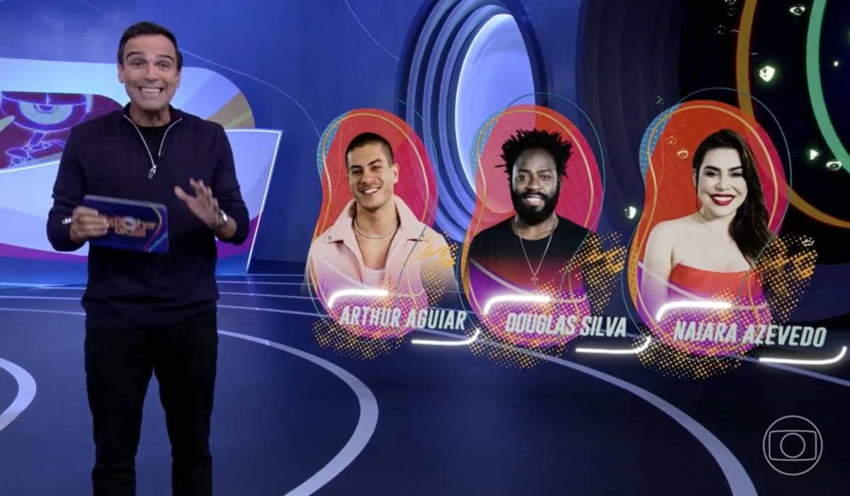 Tadeu Schmidt apresenta o BBB 22. Foto: Reprodução/TV Globo