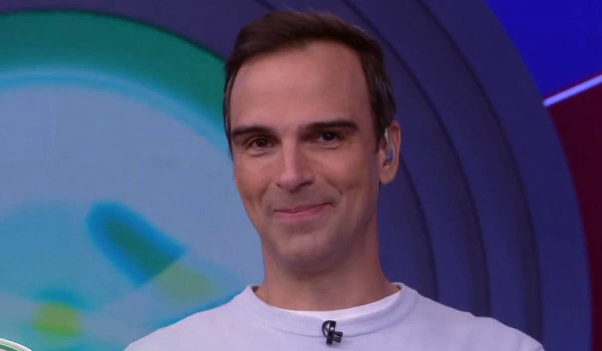 Tadeu Schmidt conduz a prova do líder hoje. Foto: Reprodução/Globo
