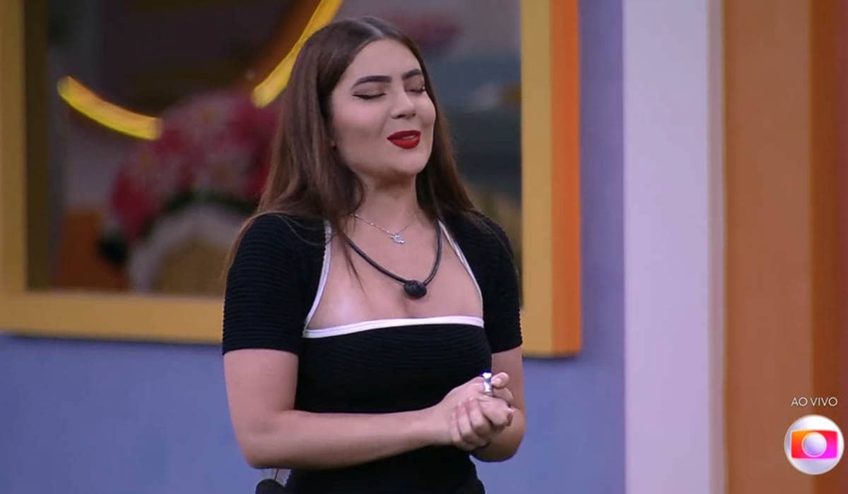 Jade foi questionada sobre discurso apelativo. Foto: Reprodução/Globo
