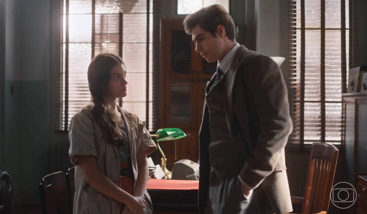 Olívia e Davi forjaram um namoro na novela. Foto: Reprodução/Globo