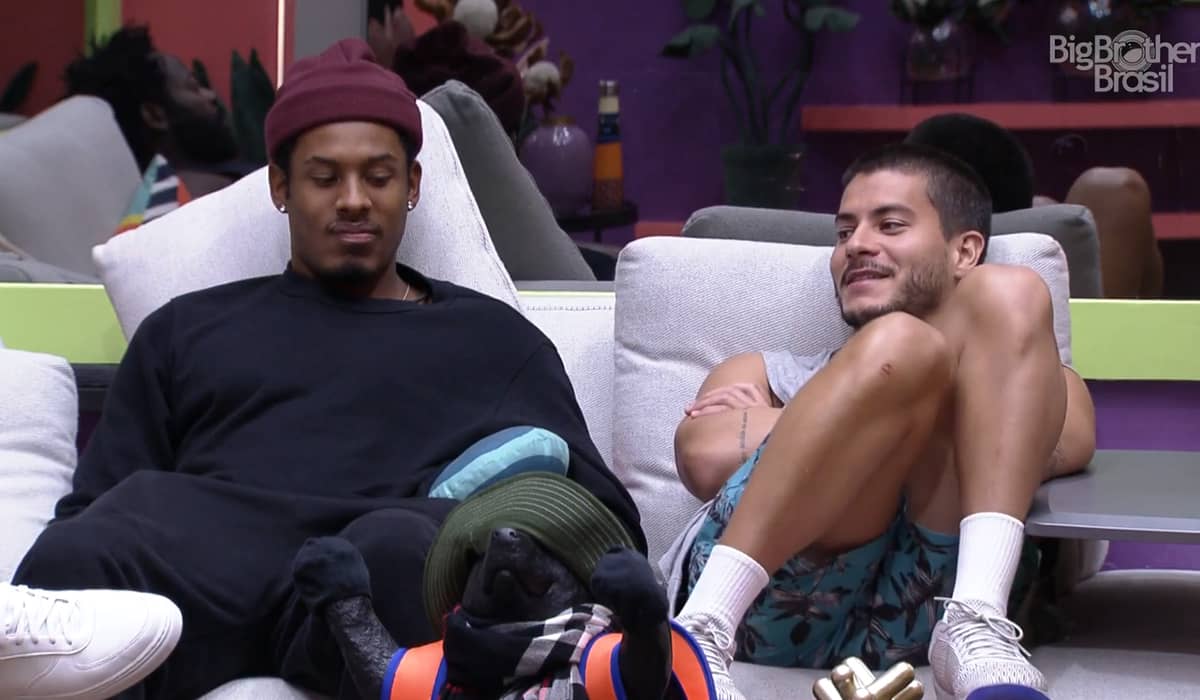Arthur e PA são os mais fortes dentro da casa até o momento. Fonte: Reprodução/Globo