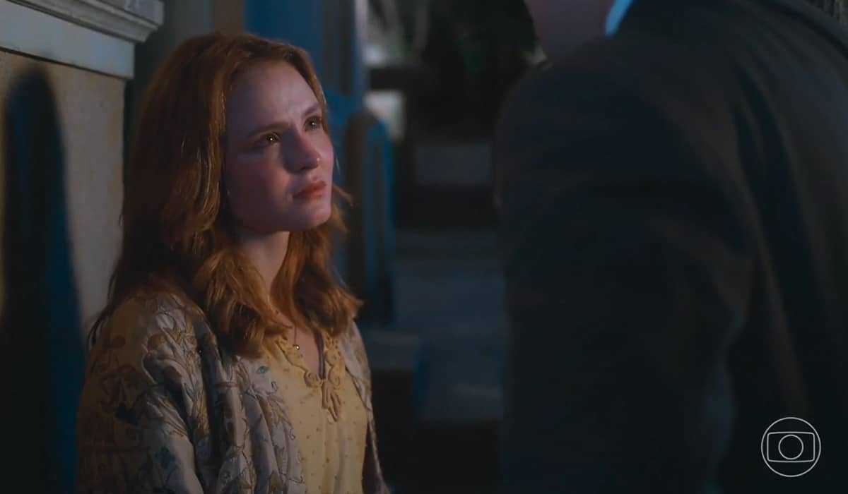 Isadora termina com Joaquim para ficar com Davi. Fonte: Reprodução/Globo