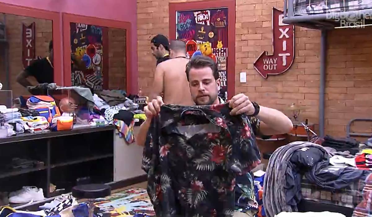 Os participantes tiveram que arrumar as suas malas. Fonte: Reprodução/Globo