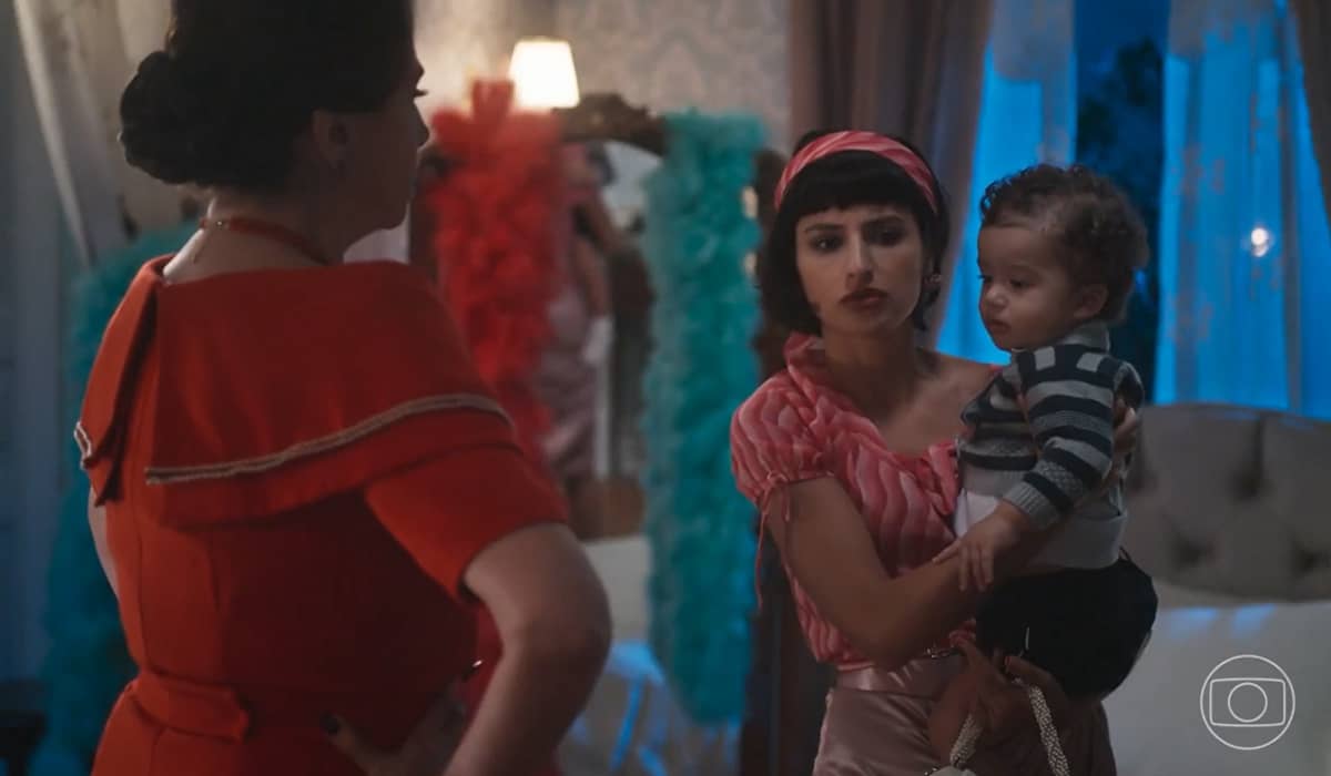 Iolanda sabe que Davi não é o verdadeiro pai de seu filho. Fonte: Reprodução/Globo