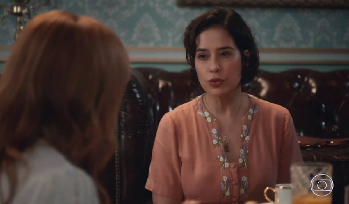 Heloísa protege Isadora de comentários maldosos em Além da Ilusão. Foto: Reprodução/Globo