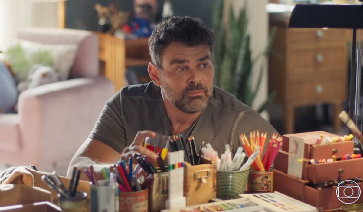 Alfredo vive com uma doença misteriosa em Cara e Coragem. Foto: Reprodução/Globo