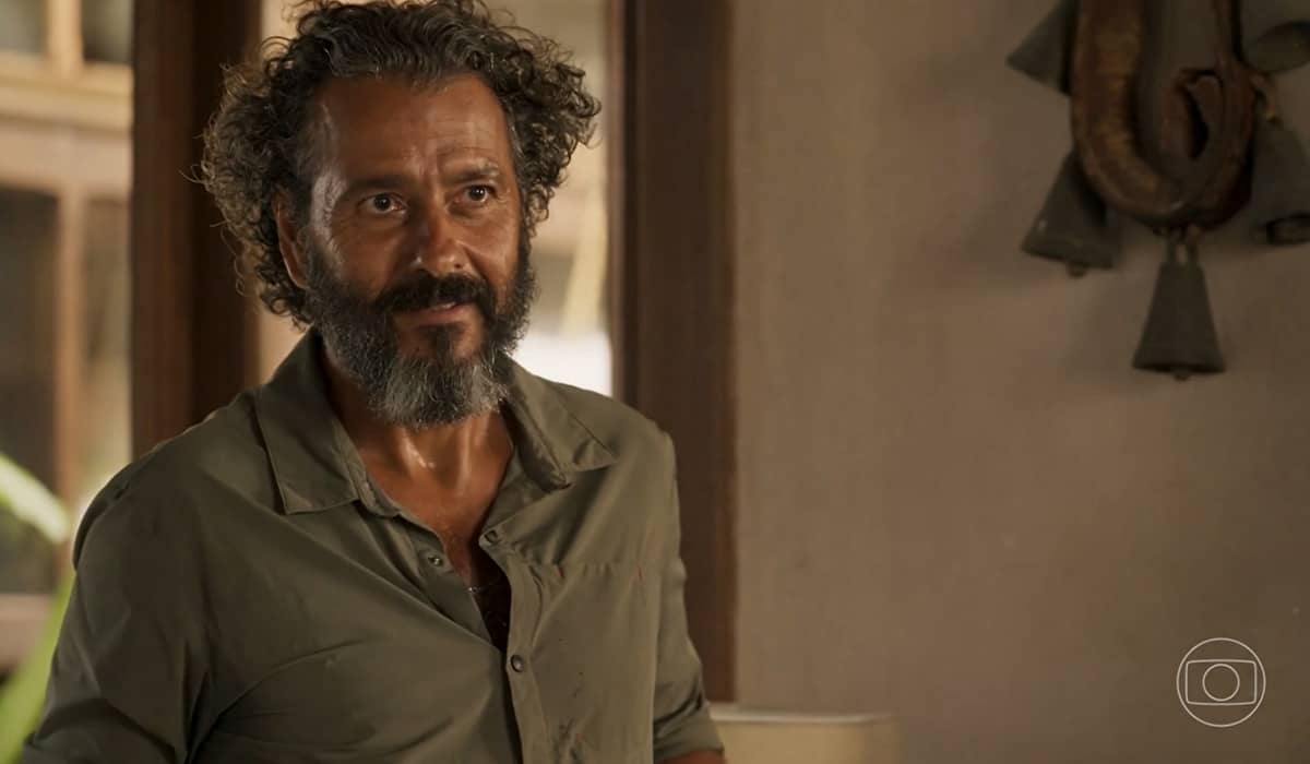 José Leôncio se orgulha do filho. Fonte: Reprodução/Globo